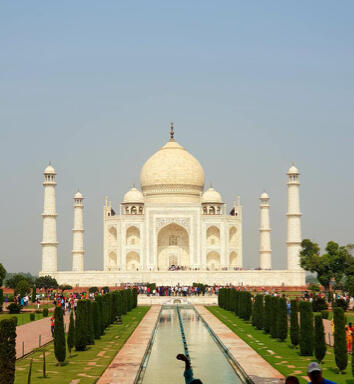 (2018) Taj Mahal, India